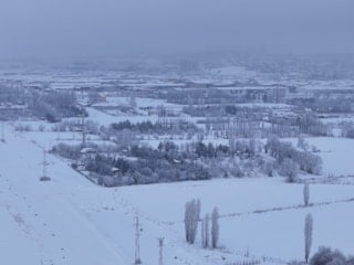 Sivas'ta termometreler eksi 22 dereceyi gösterdi: Şehirde hayat dondu