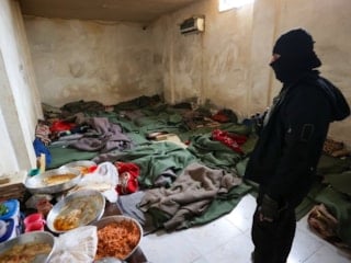 Tabka'daki SDG hapishanesi görüntülendi