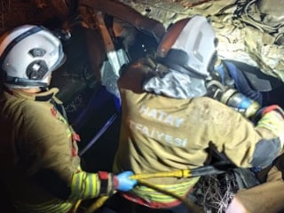 Hatay'da otomobiller çarpıştı: 2 ölü, 3 yaralı