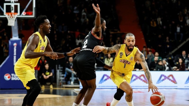 Mersin Spor, Manisa Basket'i mağlup etti