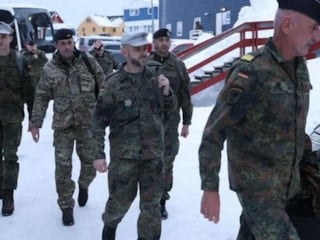 Alman askerleri Grönland'daki görevini tamamlayarak ayrılıyor