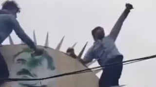 Suriye'nin Tabka kentinde teröristlerin izleri siliniyor