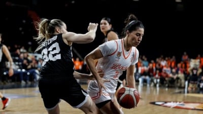 ÇBK Mersin, Beşiktaş'a fark attı