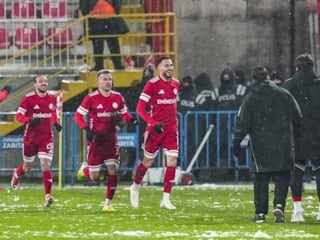 Ümraniyespor, Serikspor'a 5 attı