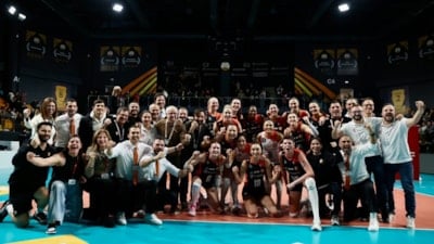 Eczacıbaşı, VakıfBank'a şans tanımadı