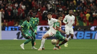 Olaylı finalde kupaya uzanan Senegal oldu
