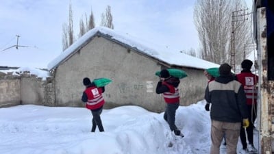 Ağrı’da Kızılay’dan ihtiyaç sahiplerine kömür yardımı
