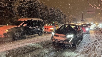 Kar yağdı, İstanbul'da trafik yüzde 80'e çıktı