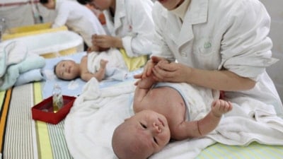 Çin'de doğum oranı 1949'dan bu yana en düşük seviyede