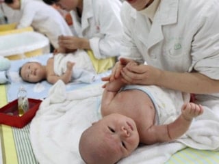 Çin'de doğum oranı 1949'dan bu yana en düşük seviyede