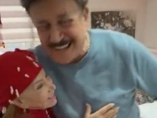 Bedia Akartürk ile Gökhan Güney Samsun’da yıllar sonra buluştu