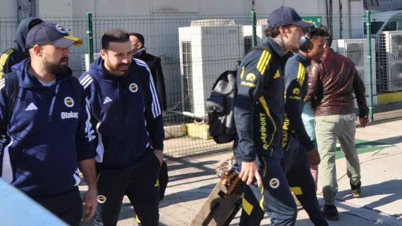 Fenerbahçe, Antalya'dan ayrıldı