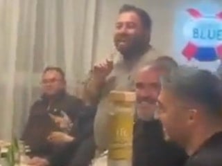 MHP duyurdu: Rakı masasında sela okutan belediye meclis üyesi ihraç edildi