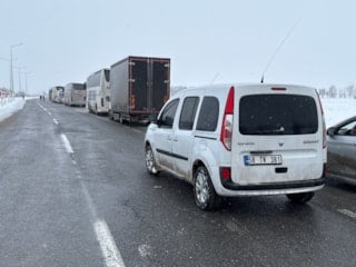 Sivas–Malatya kara yolunda ulaşım durduruldu