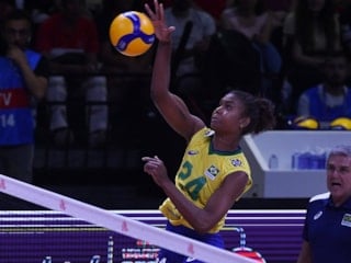 VakıfBank'ta Lorenne Teixeira ile yollar ayrıldı