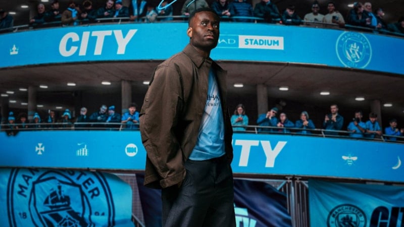 Manchester City, Marc Guehi'yi renklerine bağladı