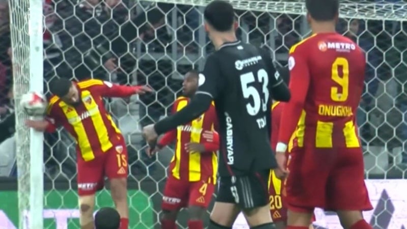 Dolmabahçe'de tartışmalı pozisyon: Beşiktaş'tan 