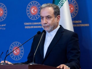 Abbas Arakçi, kendisine iletilen Davos davetinin iptal edildiğini belirtti