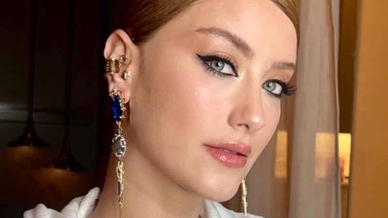 Hazal Kaya'dan diş estetiği açıklaması