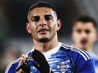 Diego Carlos, Como'da fark yaratıyor