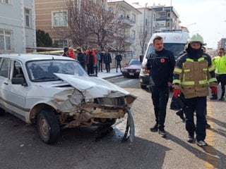 Karaman'da eşiyle kaza yapan kadından acı haber