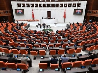 TSK'nın Somali'deki görev süresini uzatan tezkere kabul edildi