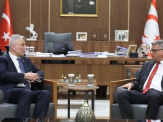 Ömer Bolat, KKTC’de Cumhurbaşkanı Tufan Erhürman ile görüştü