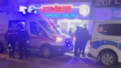 Elazığ'da bıçaklı kavgada 1 kişi yaralandı