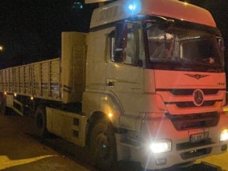 Burdur’da uygulama noktasında kaçış: Tır sürücüsü ehliyetsiz ve asker kaçağı çıktı