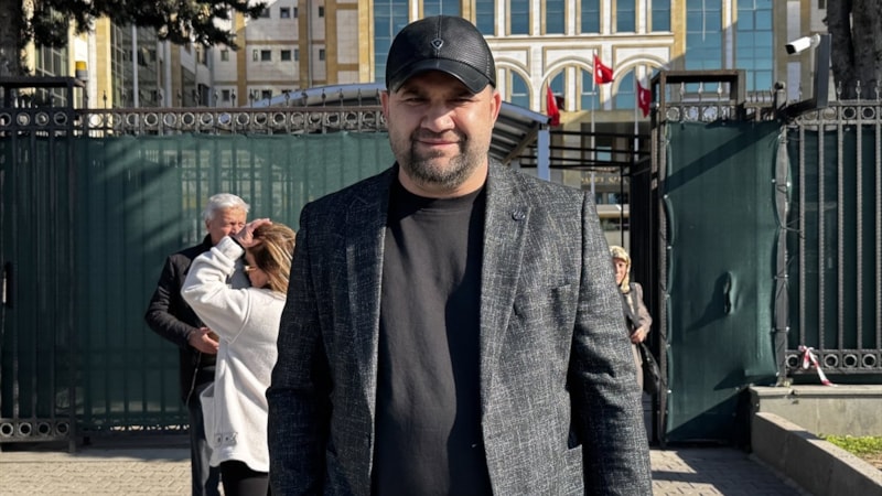 Antalya'da boşanmanın ardından 8 kurban kestirdi