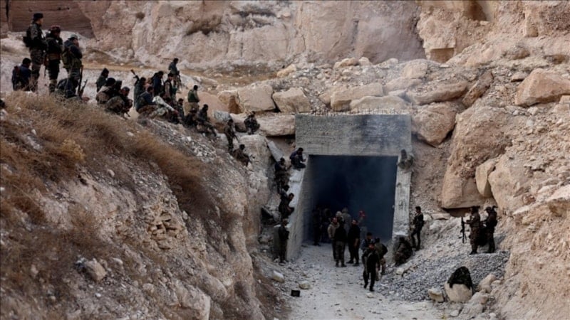 PKK/YPG, Ayn el-Arab'ın dört bir yanına tüneller kazdı