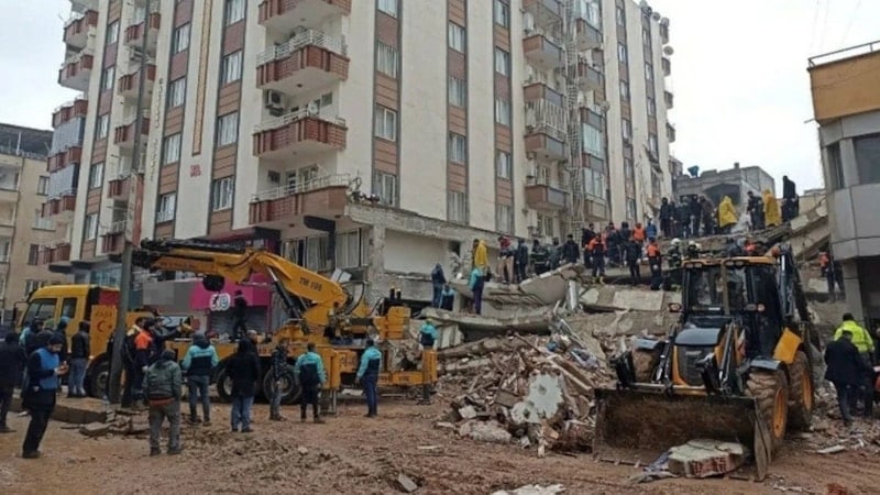 Gaziantep'te 51 kişiye mezar olan Furkan Apartmanı'nda kolon kesildiği iddiası
