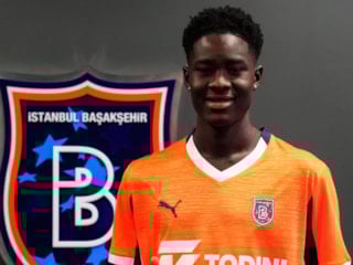 Başakşehir, Njie ile sözleşme yeniledi