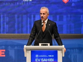 Abdulkadir Uraloğlu: Trabzon-Ankara arası hızlı trenimizle 4,5 saate düşecek