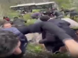 Kocaeli'de belediye otobüsü devrildi