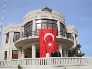 Depremde yıkılan Tarihi Hatay Meclisi ile Adalı Konağı yeniden inşa edildi