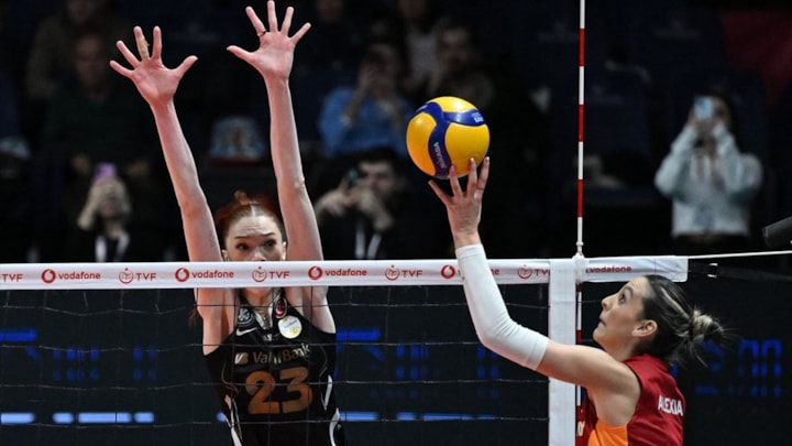 VakıfBank, Galatasaray karşısında zorlanmadı