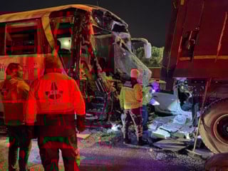 Sakarya TEM Otoyolu'nda yaşanan zincirleme kazada 1 kişi hayatını kaybetti