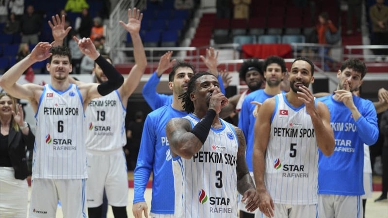 Aliağa Petkimspor, Dinamo Sassari'yi devirdi