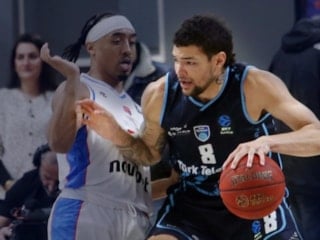 Türk Telekom, Panionios'a fark attı