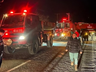 Muğla'da fırtına sebebiyle çıkan yangın büyümeden söndürüldü