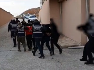 Kırşehir merkezli 'sahte polis' operasyonuna 9 tutuklama