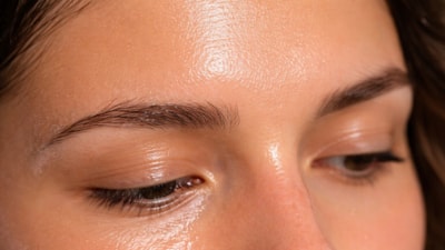 Cildiniz yağlıysa üzülmeyin: Faydaları "şanslı" hissettiriyor...