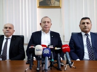 Gürsel Tekin’den disipline sevk edilen Yazıhan Belediye Başkanı’na destek