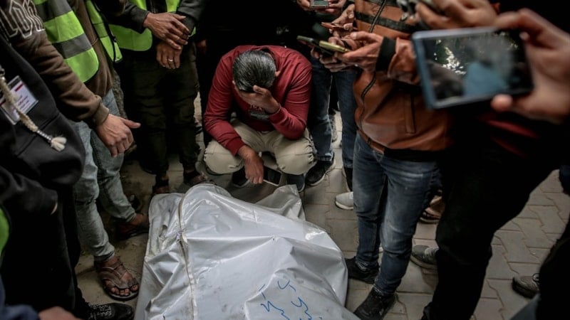 Gazze'de toplam can kaybı 71 bin 562'ye yükseldi