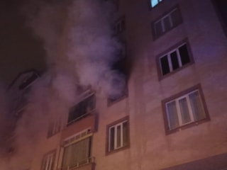 Konya’da apartman yangını: 6 kişi dumandan etkilendi