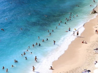 Yerli turist tatilde en çok yeme-içmeye para harcıyor