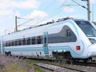 Yerli ve milli demir yolu taşıtları üretimi yatırımları 3,5 kat arttı