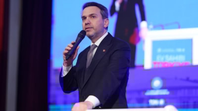 Alparslan Bayraktar: 2028'de 17 milyon haneye kendi doğalgazımızı vereceğiz