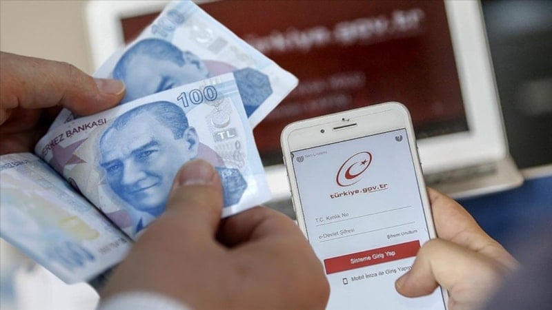 Öğrencilere 43 bin 500 TL burs verilecek